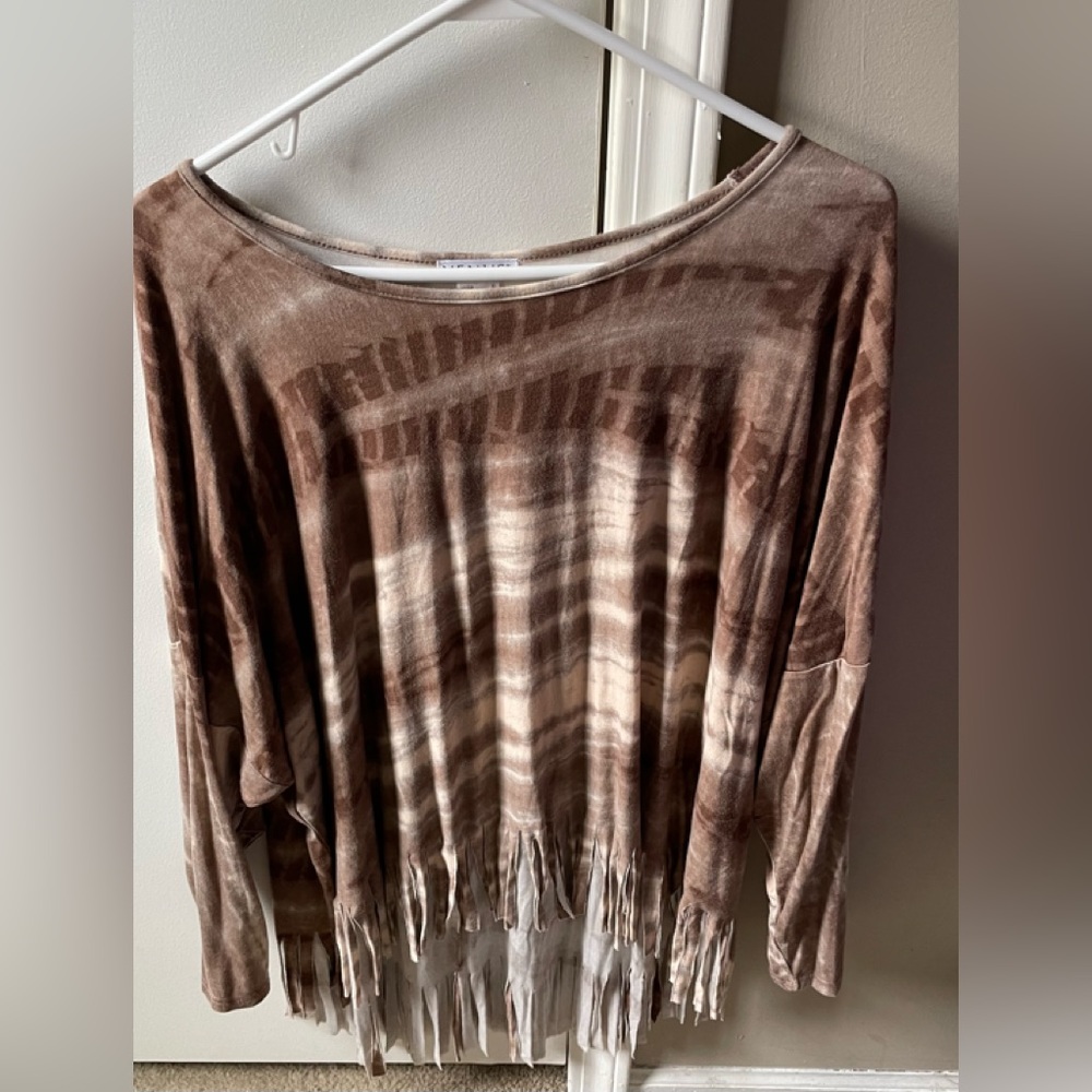 VENUS top - Misses size XL